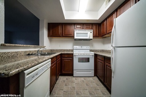 Building Photo - 6800 E Lake Mead Blvd