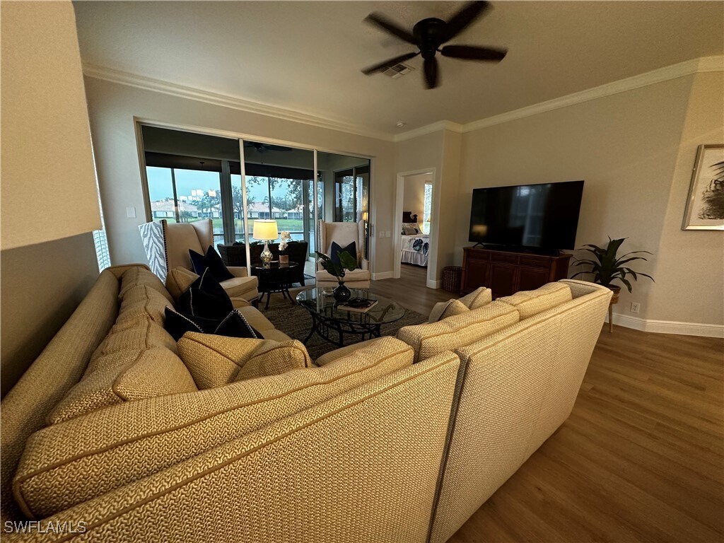 Foto principal - 8837 E Bay Cir