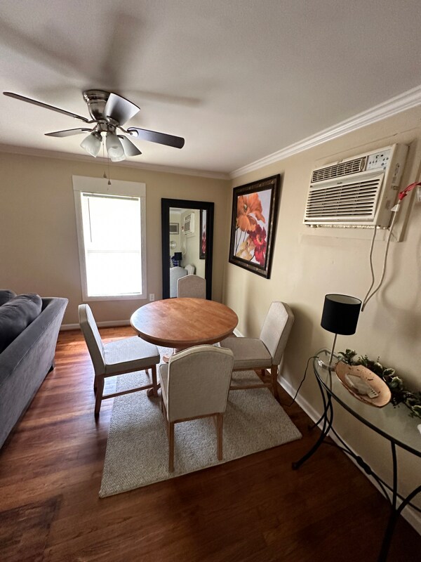 Foto del edificio - 270 Wildwood Ct