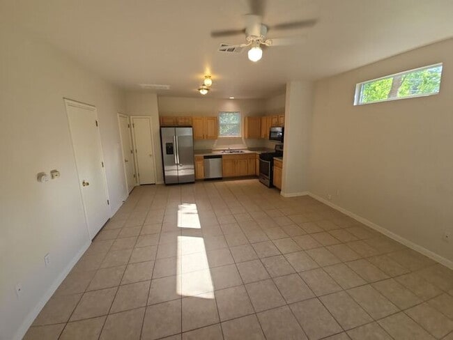 Foto del edificio - 1125 Map St