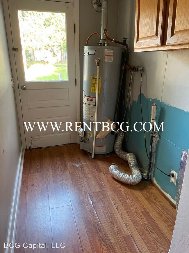 Foto del edificio - 3 br, 1 bath House - 718 South Marion St