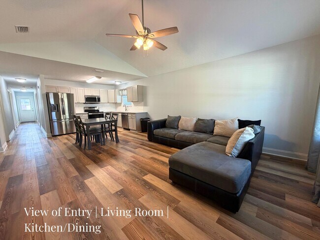 Foto del edificio - 4626 Dove Way