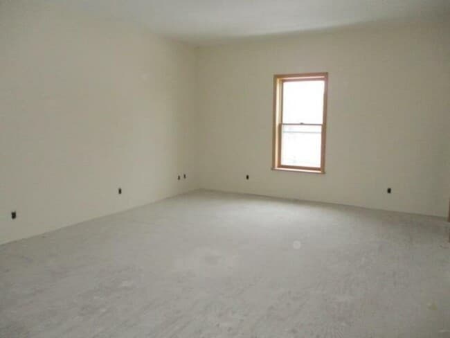 Interior Photo - 15 Depot St