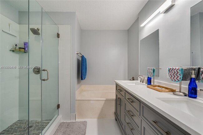 Foto del edificio - 17079 NW 22nd St