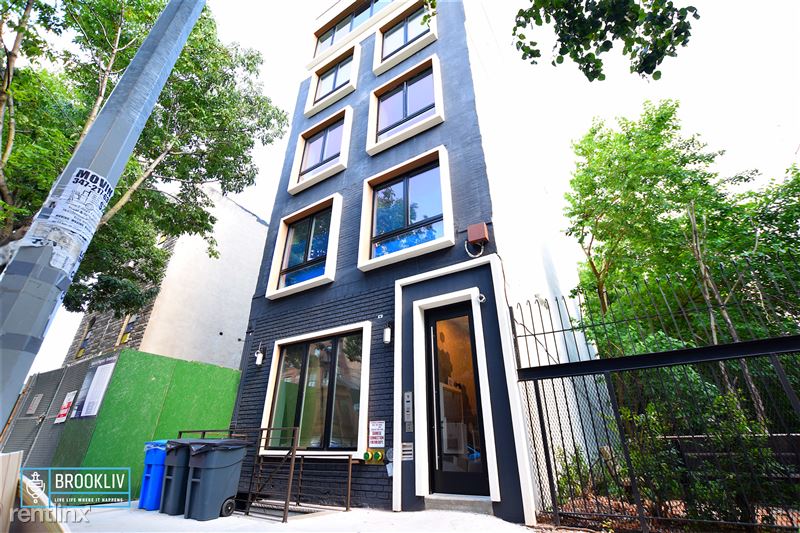 Foto principal - 492 Gates Ave