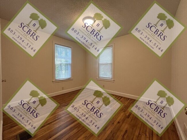 Foto del edificio - Charming 2-Bedroom Home in Rosewood Neighb...