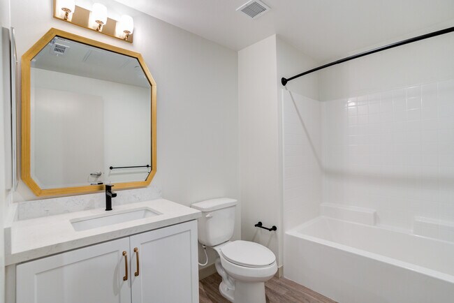 Building Photo - Bolsa Row Apartments