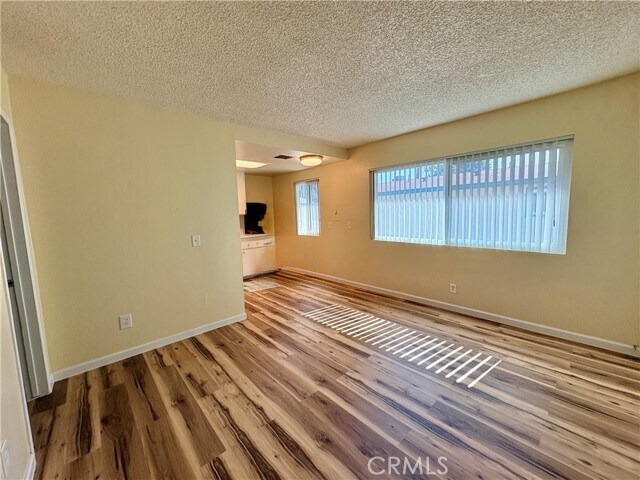 Foto del edificio - 1452 3rd St