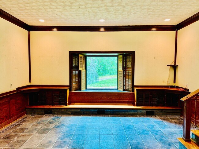 Building Photo - SERENE 5 ACRES - STAFFORD - MOUNTAIN VIEW ...