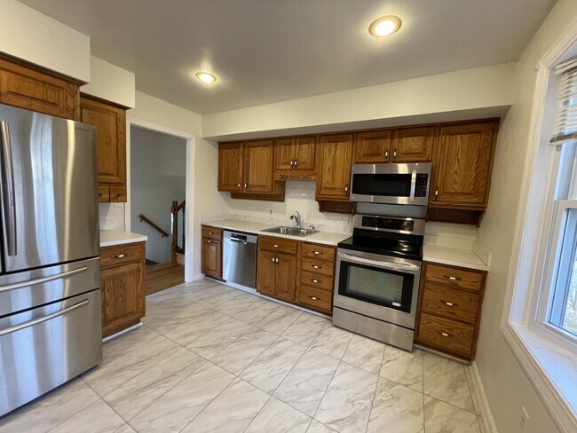 Building Photo - 2652 Falmouth Ct