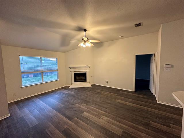 Foto del edificio - 2805 Quarter Horse Ln