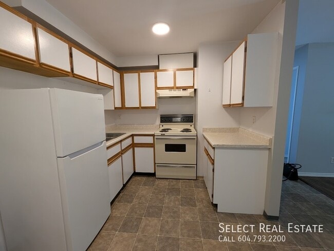 Building Photo - 45669 McIntosh Drive110