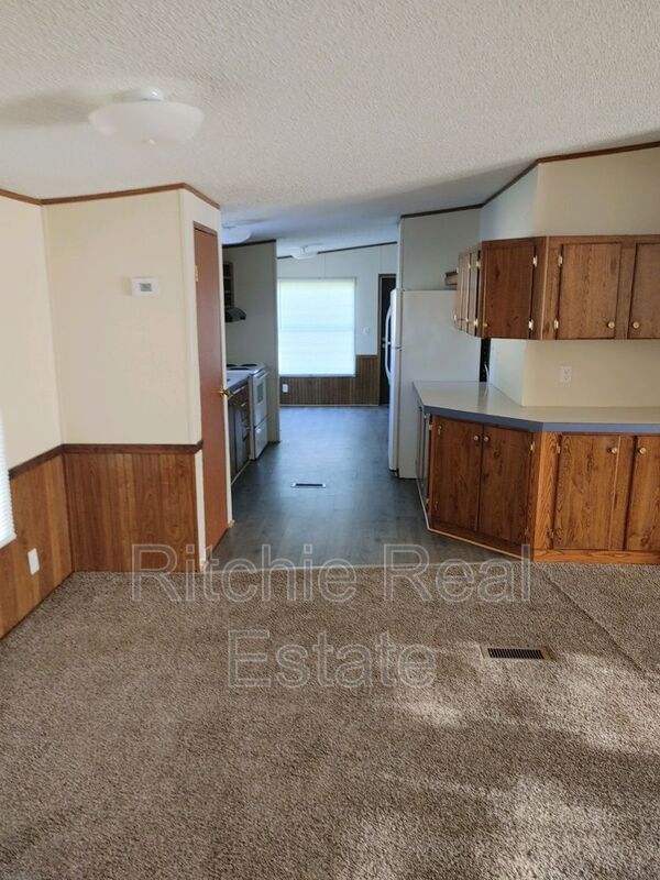 Building Photo - 21459 Highway 167
