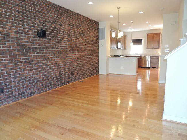Building Photo - 4159 Rush St