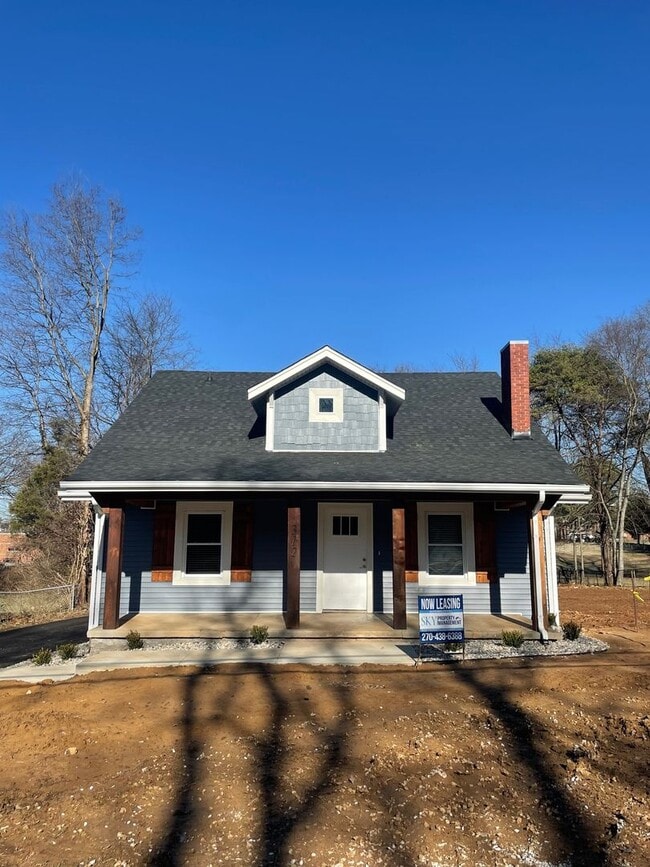 Building Photo - 312 Sumpter Ave