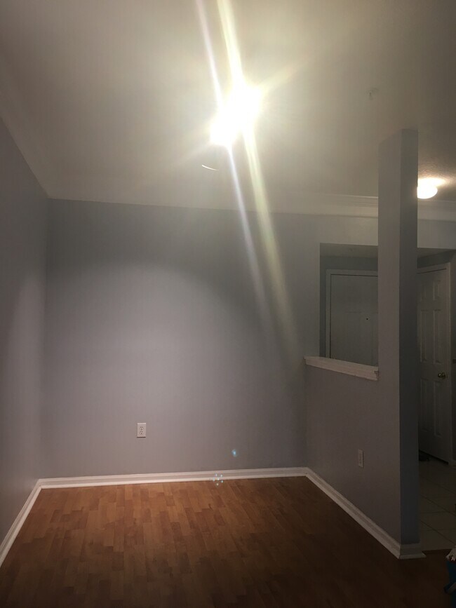 Foto del edificio - 315 Grand Magnolia Ave