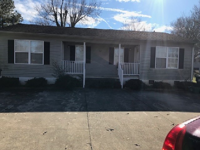 Primary Photo - 312 Hill St