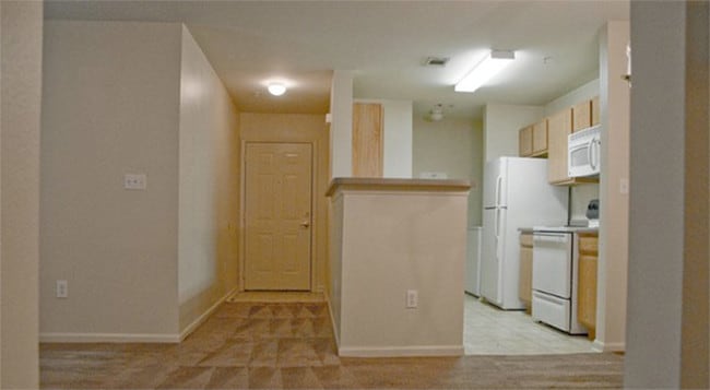 Building Photo - Square One