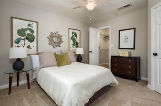 Calibre Springs Hampton Classic 720 sq. ft. Floorplan - Calibre Springs