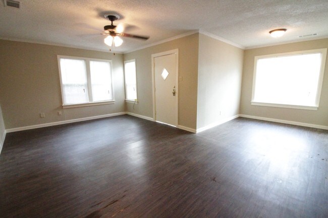 Building Photo - 809 N 45th St