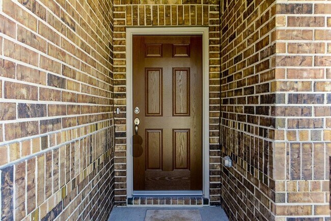 Foto del edificio - 9731 Birdsnest Ct