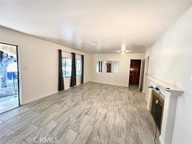 Foto del edificio - 1263 Lomita Rd