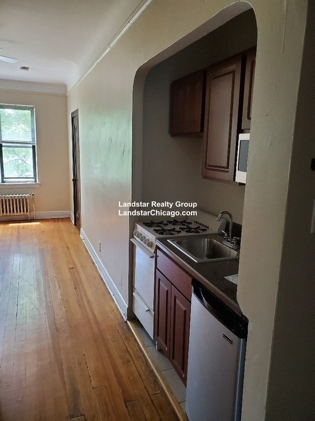 Primary Photo - 948 W Cuyler Ave