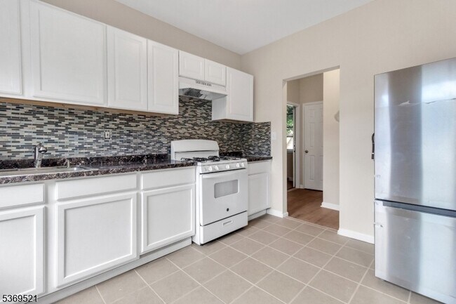 Foto del edificio - 247 Duane St