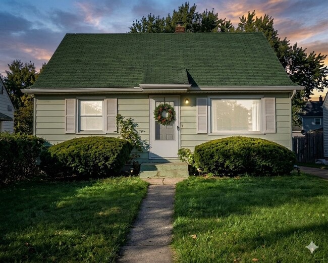 Classic Cape-Code Style, Expanded - Night view - 333 Hamilton Blvd