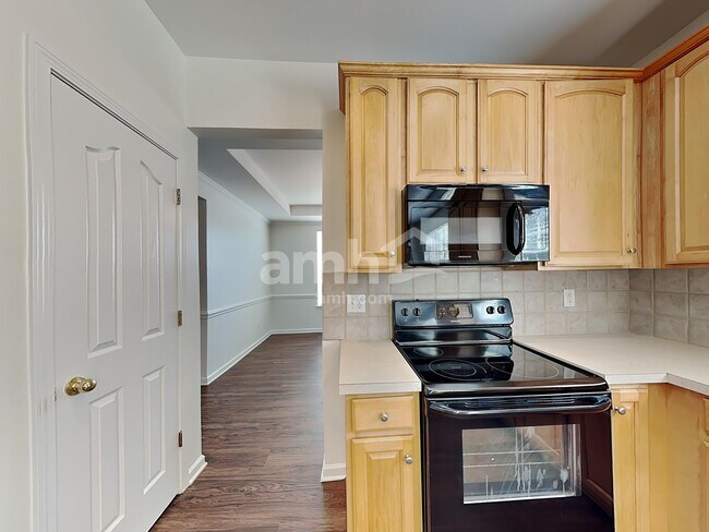 Foto del edificio - 4504 Sandtyn Dr