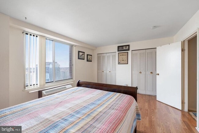 Building Photo - 9701 Fields Rd