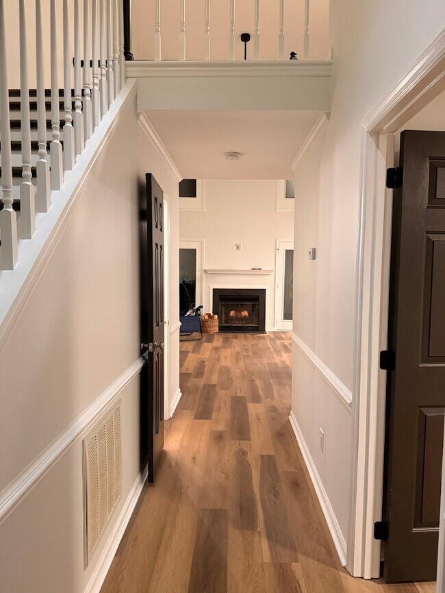 Foto del edificio - 1423 Mahonia Ct