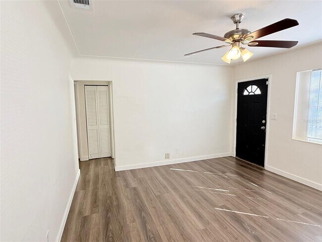 Foto del edificio - 1543 43rd St S