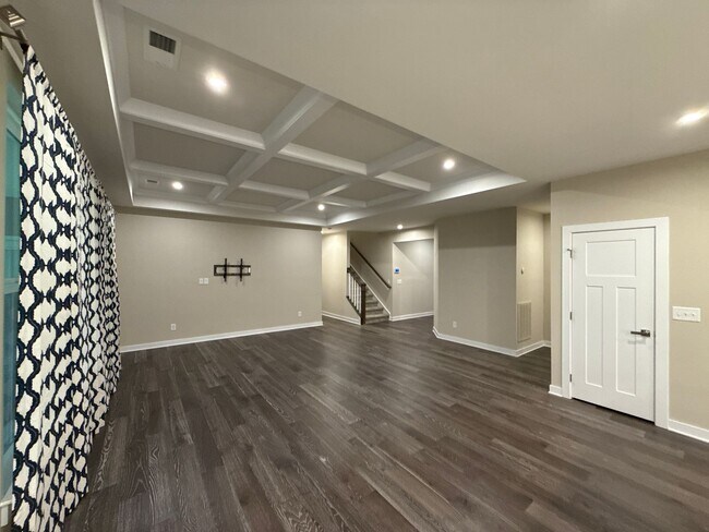 Foto del edificio - 8807 Chapel Grove Crossing Dr