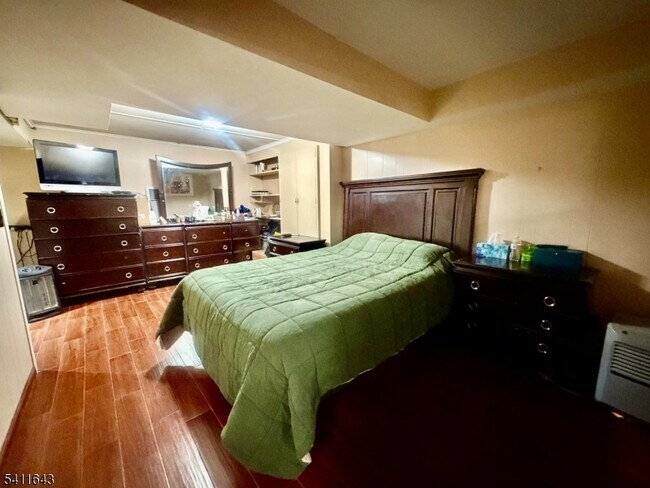 Foto del edificio - 54 Lindale Ct