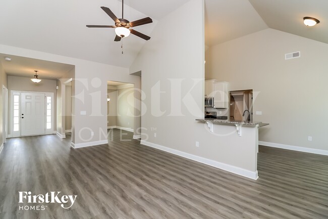 Building Photo - 177 Cranbrooke Dr