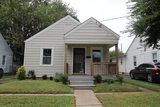 Building Photo - 1014 Dresden Ave