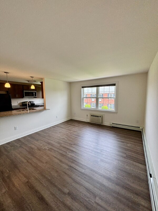 Foto del edificio - 1357-1357 Millersport Hwy
