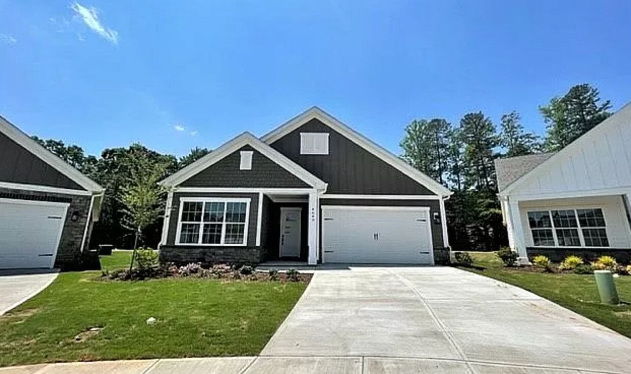 Building Photo - Lot 55