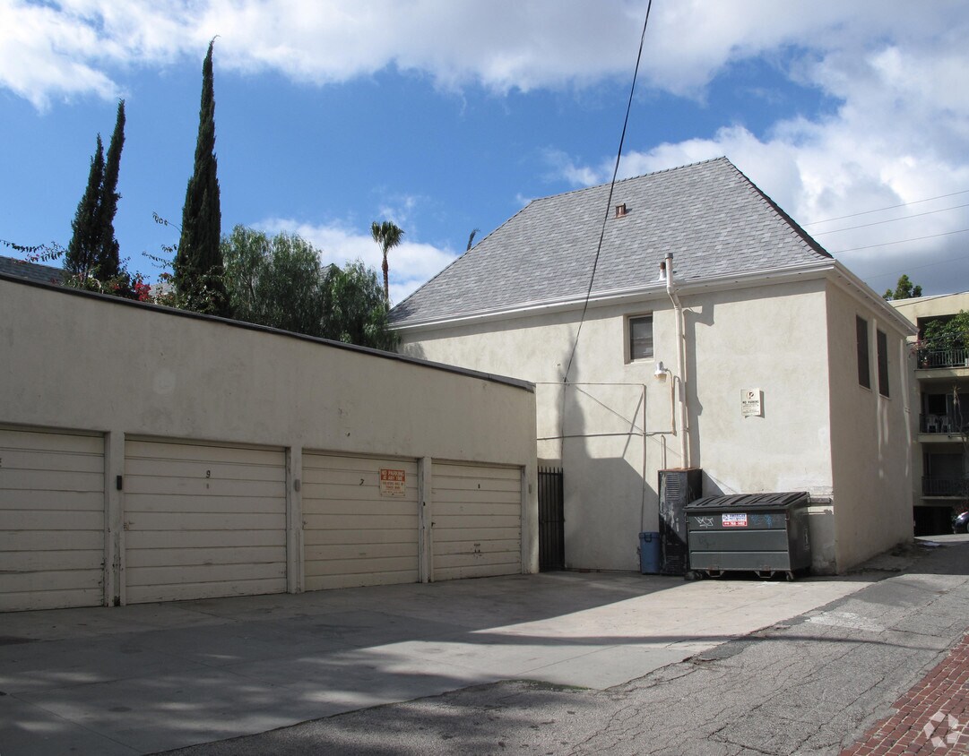 Foto del edificio - Hollywood French Chateau