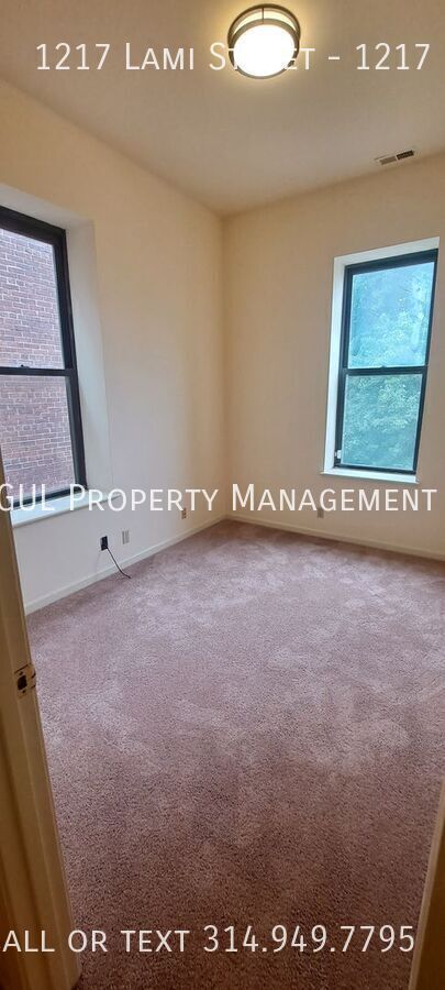 Building Photo - 1217 Lami St