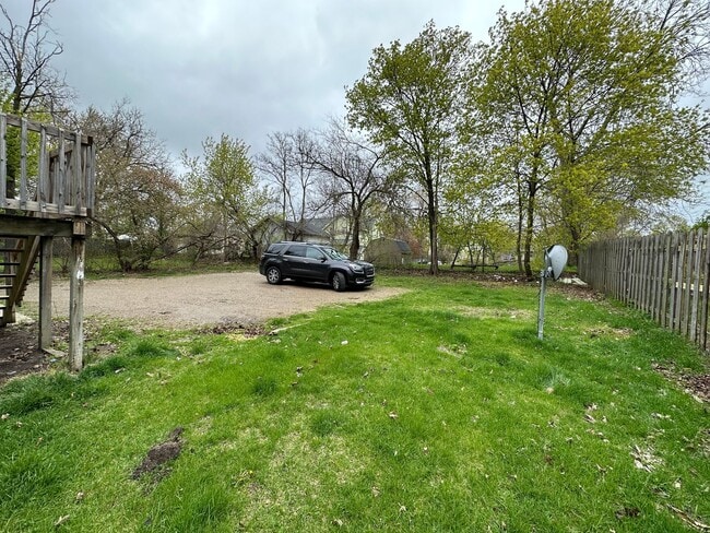 Building Photo - 937 S Jackson St