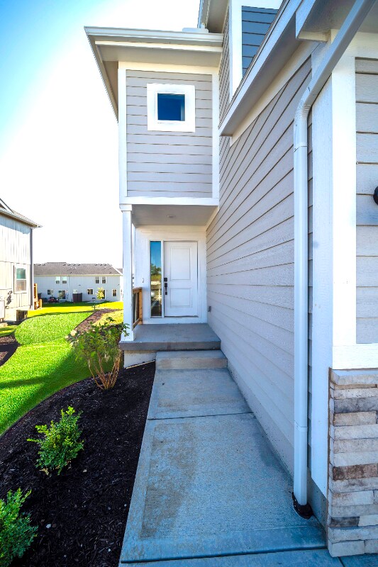 Building Photo - 3721 SW Clayton Dr
