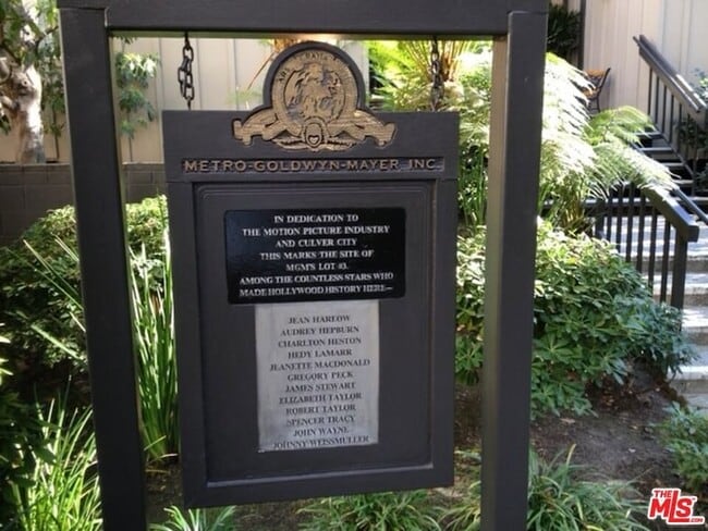 Photo - 1115 Raintree Cir Apartment