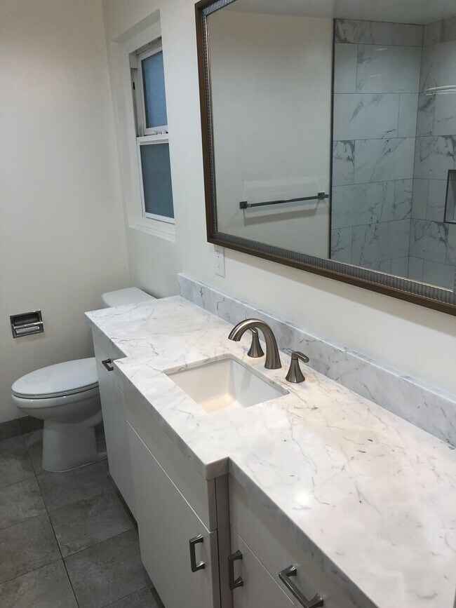 Baño principal - 5011 Calderon Rd