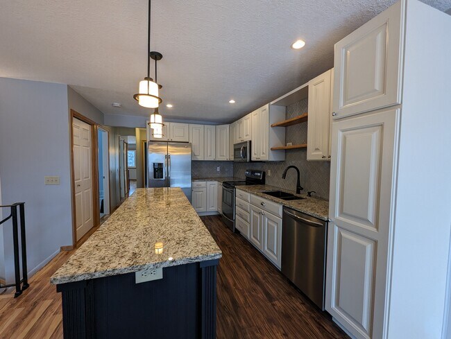 Kitchen - 1112 E 145th St