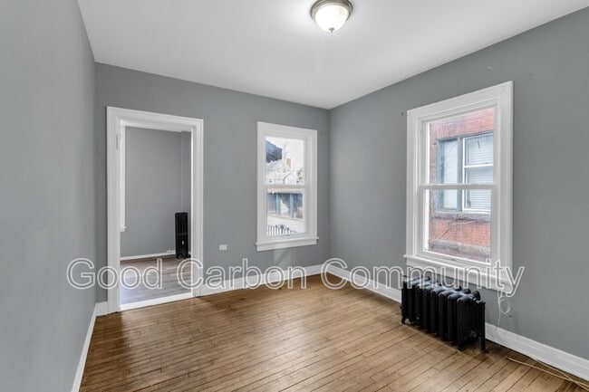 Foto del edificio - 328 Elmwood Ave