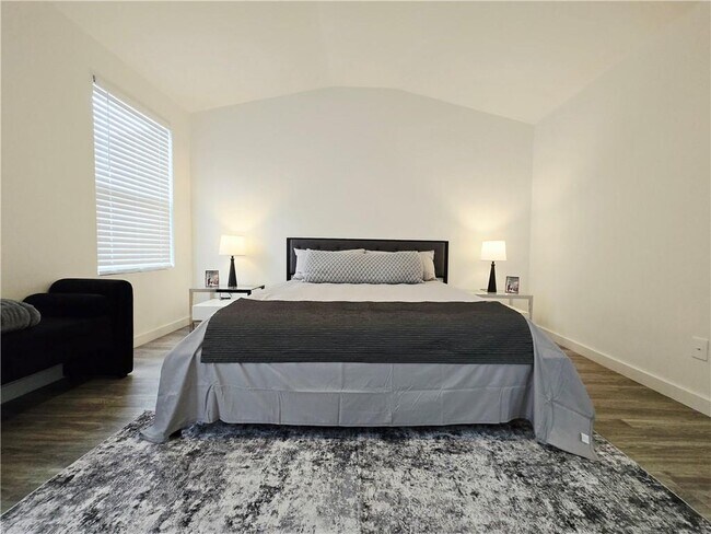 Building Photo - 2529 Piering Dr