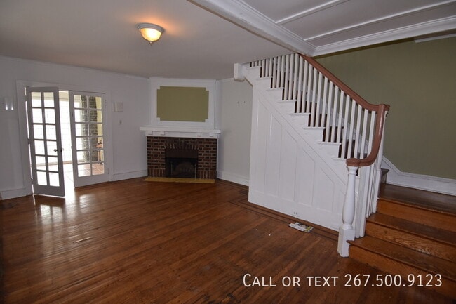 Building Photo - 4312 Spruce St