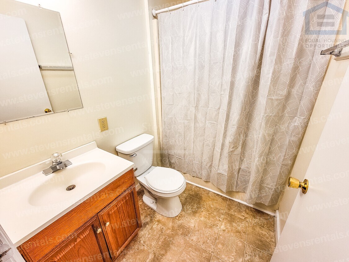 Foto principal - 275 Dogwood Pointe Dr